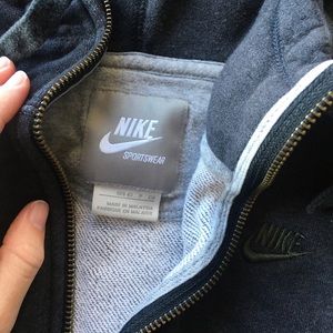 Nike half zip sweatshirt